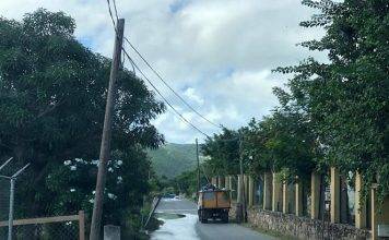 NV GEBE working together with the Ministry of VROMI and Justice to bring street lights back on in neighborhoods