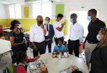 Daniel Gibbs : « Le dispositif « Petit-déjeuner » dans les écoles REP et REP+ est une très bonne chose pour les élèves »