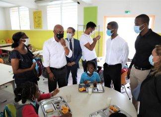 Daniel Gibbs : « Le dispositif « Petit-déjeuner » dans les écoles REP et REP+ est une très bonne chose pour les élèves »