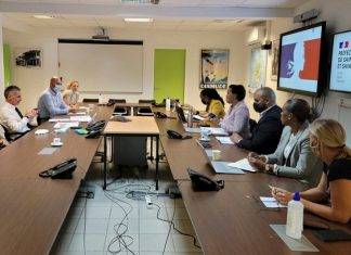 Prime Minister Jacobs and Préfet Gouteyron discuss synchronization of current health protocols and vaccination strategy on St. Martin