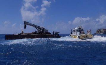 Tugboat sank near Point Blanche