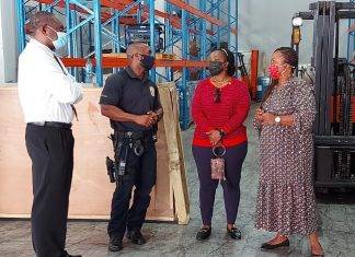 Minister Richardson meets with Customs Department to discuss improving operations