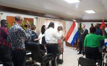 14 civil servants of the Public Entity Saba took oath of office