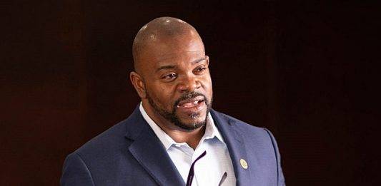 Emmanuel says govt gullible in dealing with Dutch, says COHO still unnecessary