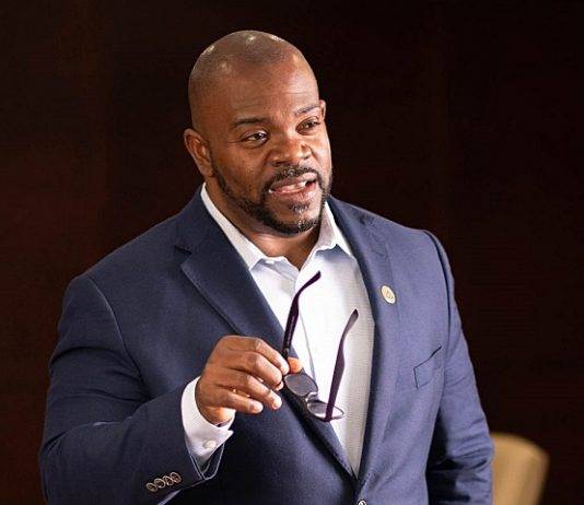 Emmanuel says airport board must go, challenges Integrity Chamber