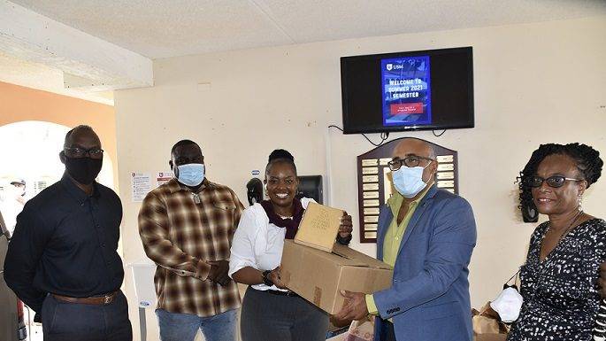 Ministry of Justice: More than 300 books donated by community to help furnish prison library