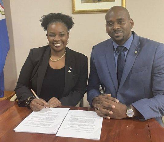Ministry of VSA and Justice sign policy to combat domestic violence, child abuse and gender based violence on Sint Maarten
