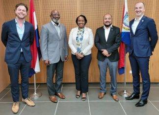 Prime Minister Jacobs meets with Ballast Nedam International Projects CEO