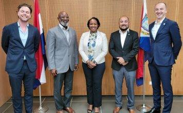 Prime Minister Jacobs meets with Ballast Nedam International Projects CEO