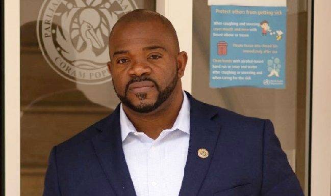 Chris tells government to stop using suffering and Parliament as a crutch