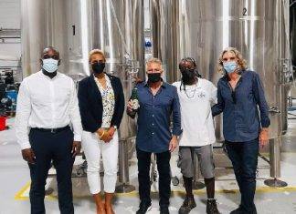 Minister Lawrence visits local brewery. Aims to promote local production