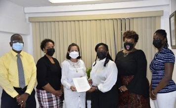 Minister of Justice Anna E. Richardson establishes the Victim Support Sint Maarten Foundation