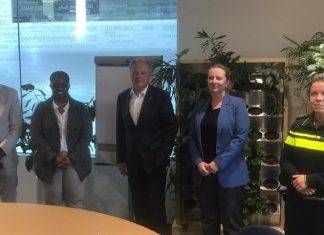 Minister of Justice meets with Mayors of Municipalities, Public Prosecutor and District Chief of Police.