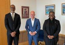 Minister Richardson pays a visit to State Secretary Knops