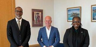 Minister Richardson pays a visit to State Secretary Knops