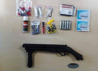 Customs confiscated an air rifle