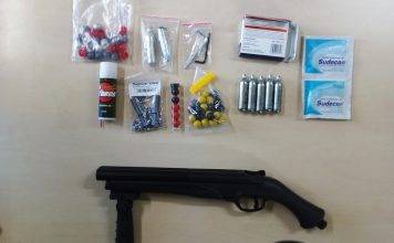 Customs confiscated an air rifle