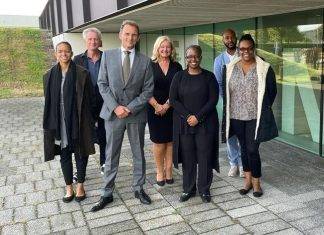 Minister Richardson visits the National Forensic Institute in the Netherlands