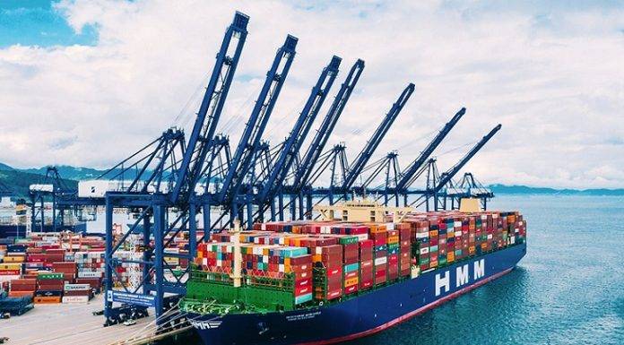 Explosion in container prices: concern in overseas territories