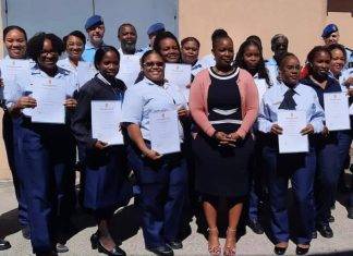 Minister Richardson applauds 17 Immigration Officers on training course completion