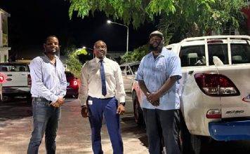 Minister of VROMI Doran commemorates Street Light Project 2021 with over two dozen installations