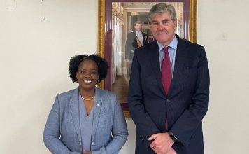 Amsterdam regional police Chief pays courtesy visit to Minister of Justice