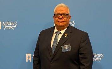 MP Claudius Buncamper: “Become a Dutch Township or Province and drop the colonial charter once and forever” Buncamper