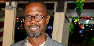 Sint Maarten Tourism Bureau Congratulates William Bell on 35th Anniversary at STB