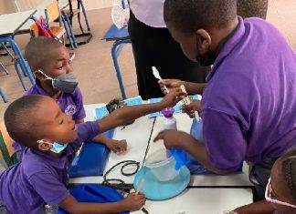 Nature Foundation St. Maarten Begins School Presentations for In-No-Plastic Initiative to Reduce Plastic
