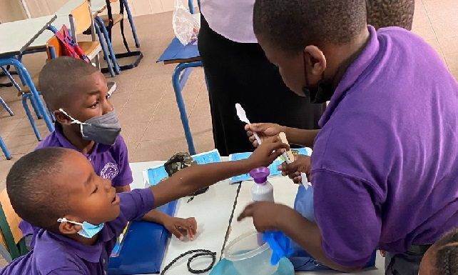 Nature Foundation St. Maarten Begins School Presentations for In-No-Plastic Initiative to Reduce Plastic
