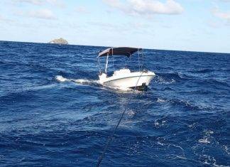 Coast Guarders rescue sinking boat near Point Blanche