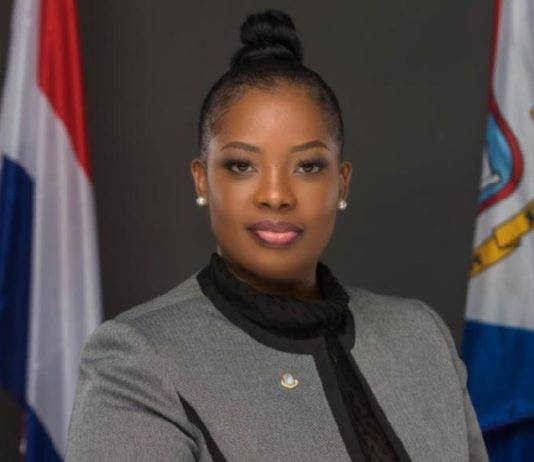 Minister Anna E. Richardson launches personnel affairs improvement project
