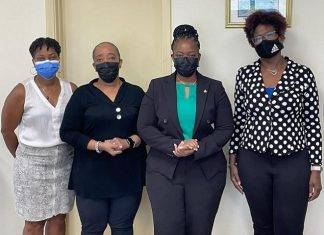 Minister of Justice Tours Ministry and Introduces Course Coordinator