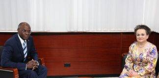 Governor Holiday receives State Secretary Alexandra van Huffelen of Kingdom Relations
