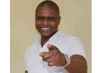 Polisnan a detene parlamentario Michelangelo Martinez