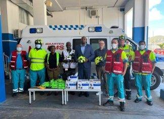 Ambulance Department of Ministry Public Health, Social Development & Labor receives donation from Bjὄrn Steiger Foundation