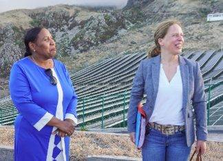 Minister Schouten arrives on Saba