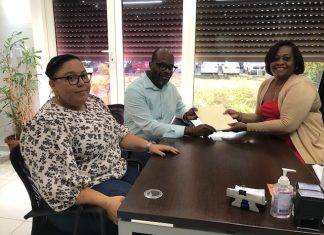 Cay Hill Pharmacy concludes Group Pension Plan with Henderson International BV