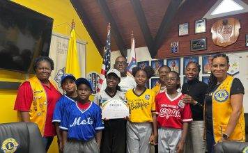 Sint Maarten Lions Club donates to Sports and Performing Arts.