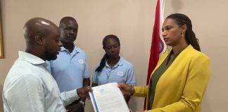 United Sint Maarten Party (USP) petitions Parliament