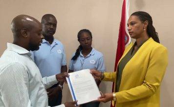 United Sint Maarten Party (USP) petitions Parliament