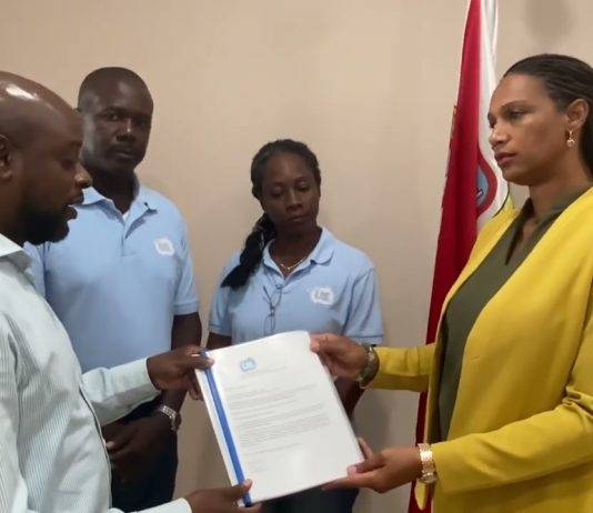 United Sint Maarten Party (USP) petitions Parliament
