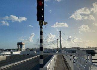 Causeway Bridge Closed to Motorized Traffic