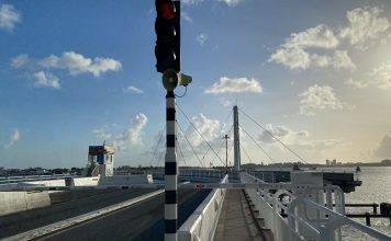 Causeway Bridge Closed to Motorized Traffic