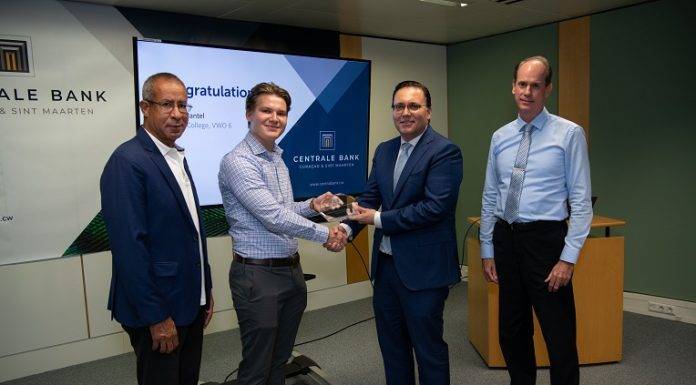 Gijs Mantel winner of the CBCS Economic Research Award 2022