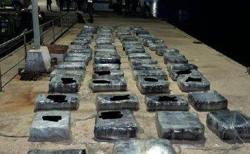 Dutch Caribbean Coast intercepted a go-fast with over 1600 kilograms of drugs