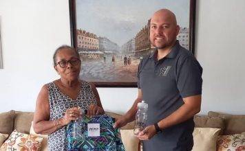 Chris Wever once again assist children for new school year