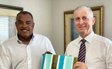 Nolly Oleana pays farewell visit to Saba