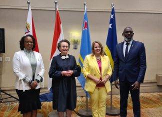 State Secretary Van Huffelen at four-country consultations on St. Maarten