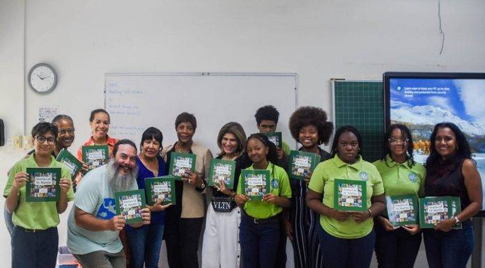 Island Gems donates copies of ‘Stories of St. Martin’ to schools